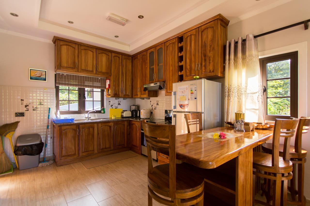 Belle Montagne Holiday Apartments Grand Anse  Rom bilde