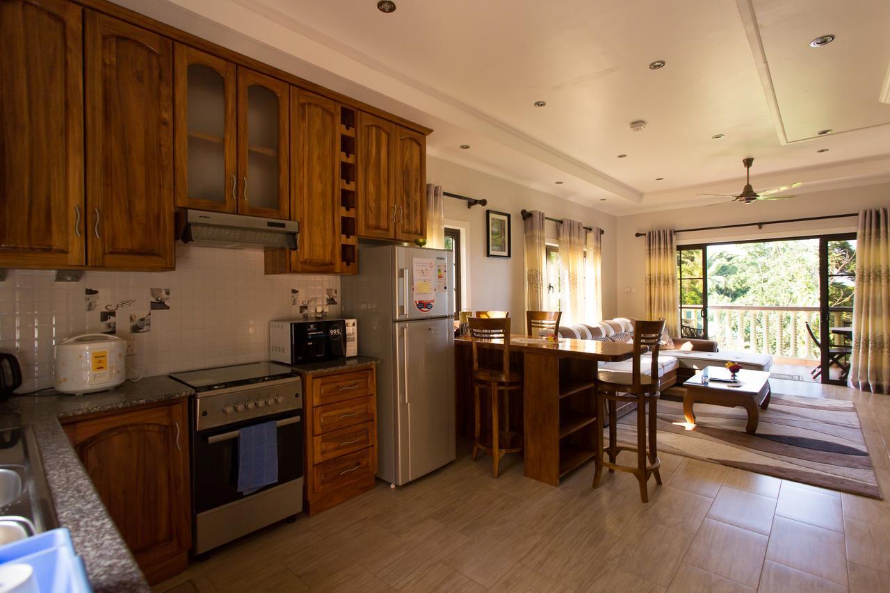 Belle Montagne Holiday Apartments Grand Anse  Rom bilde